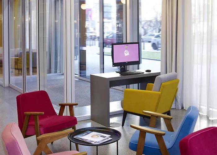 Ibis Styles Warszawa CityГотель